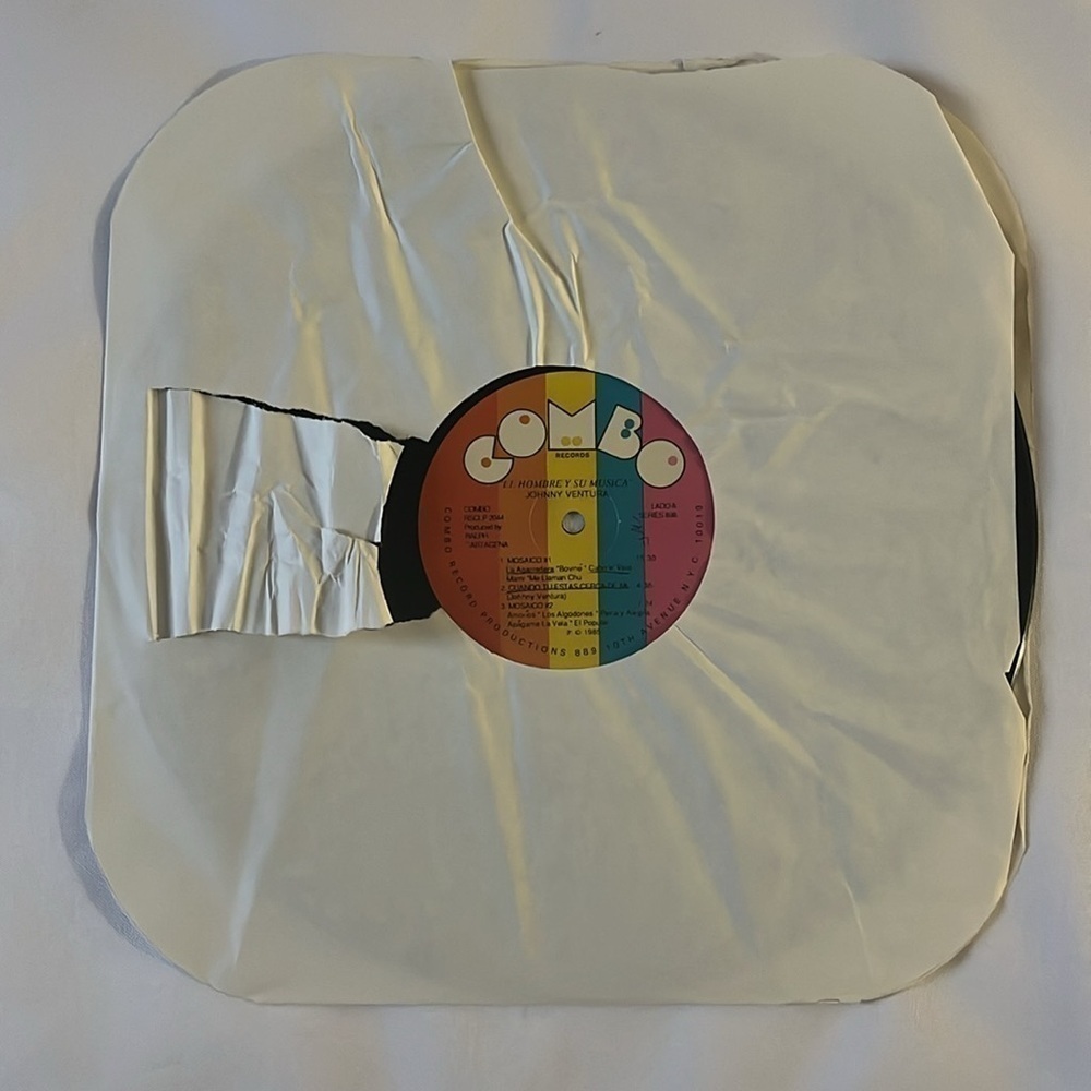 JOHNNY VENTURA – "EL HOMBRE & SU MUSICA" VINYL RECORD ✨✨✨ - Picture 4 of 8